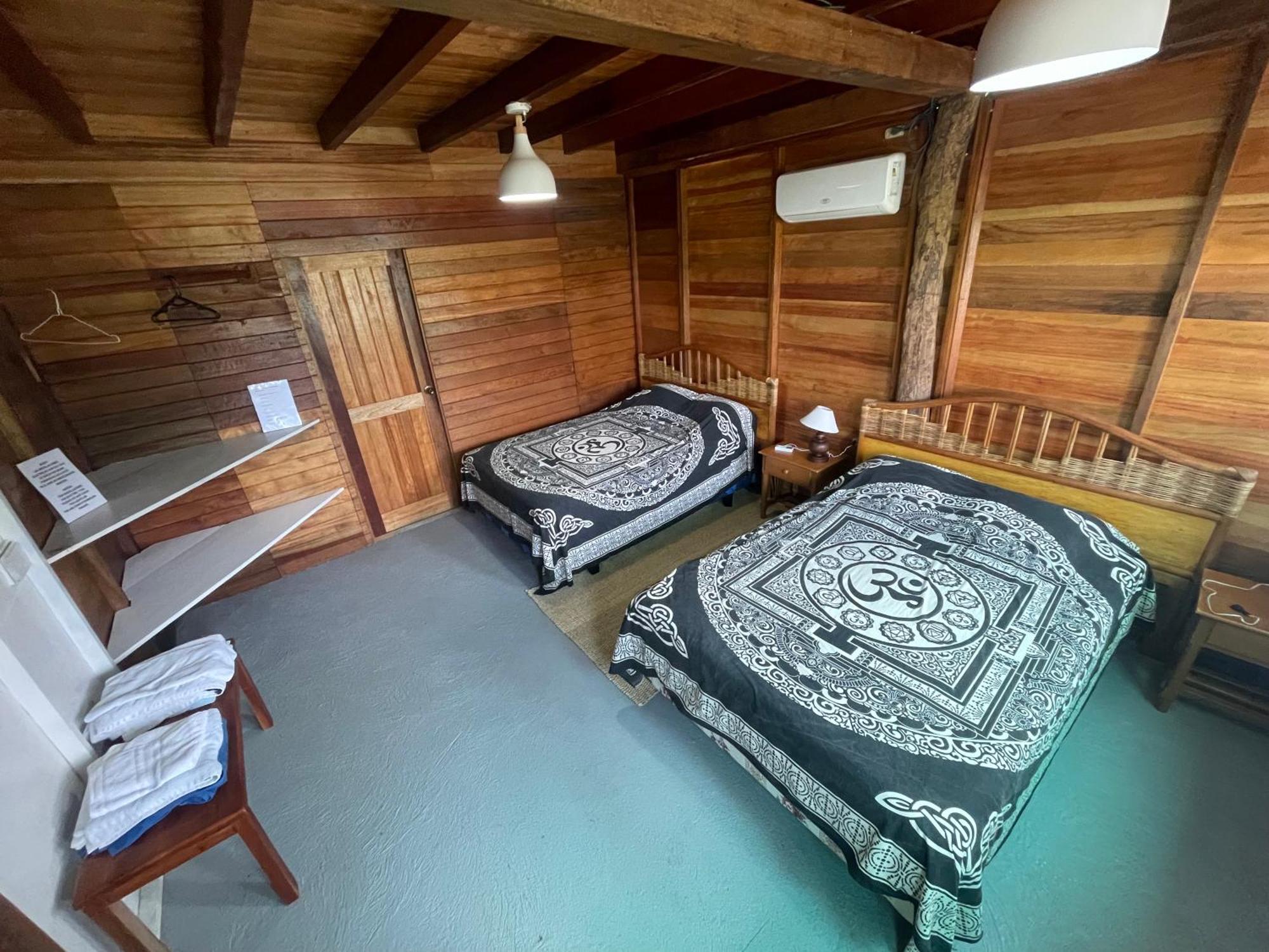 Galapagos Chalet Puerto Ayora  Bagian luar foto